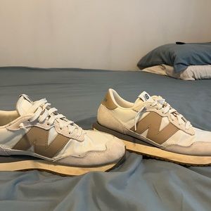 Mens new balance 237 V1 in brown and white sz 11